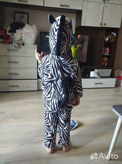 Новогодний костюм зебры