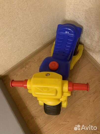 Детский мотоцикл беговел molto