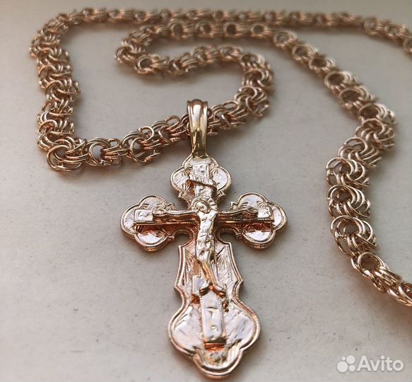 Цепь и крест