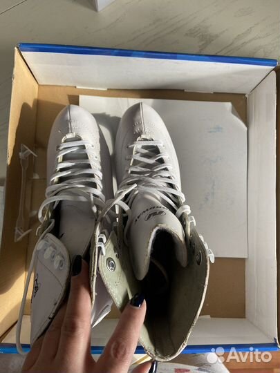 Коньки фигурные Nordway Emily. Размер 39