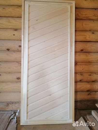 Дверь деревянная новая липа