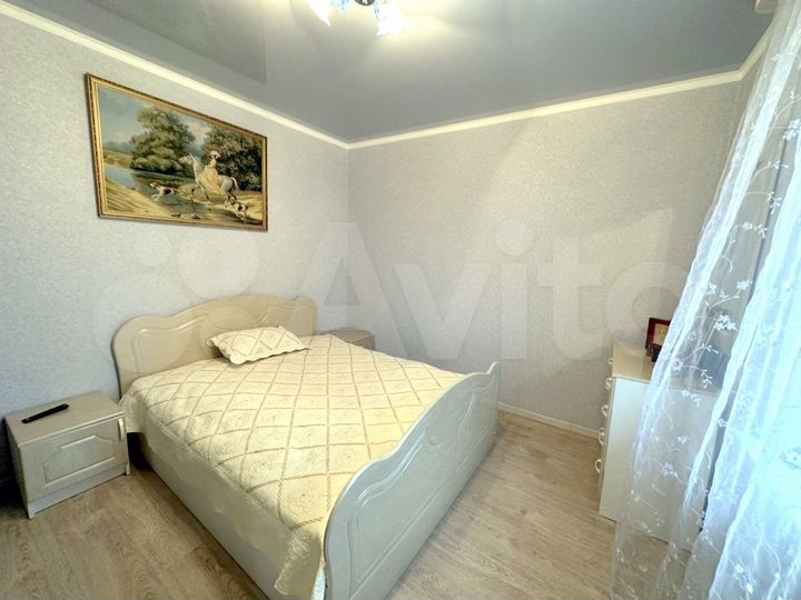 3-к. квартира, 85 м², 9/17 эт.