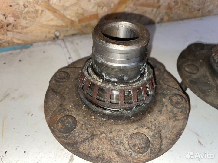 Ступица передняя Toyota Land Cruiser Prado J95