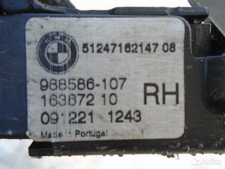 BMW x5 e70 правый замок нижнего борта