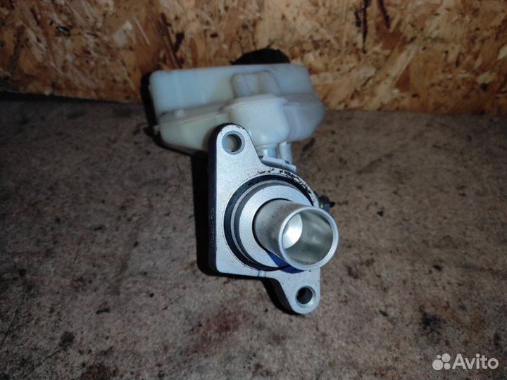 Главный тормозной цилиндр Volvo Xc90 C71 D5244T4