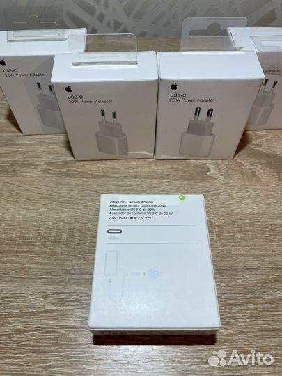 Адаптер (блок) Apple 20W USB-C Power Adapter