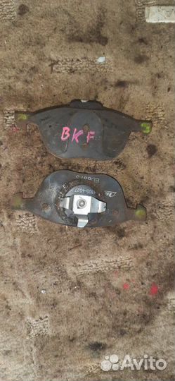 Колодки тормозные передние Mazda Axela BK5P