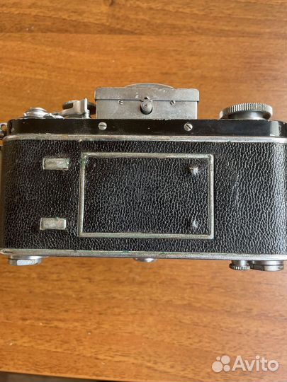 Плёночный фотоаппарат Exacta Jhagee