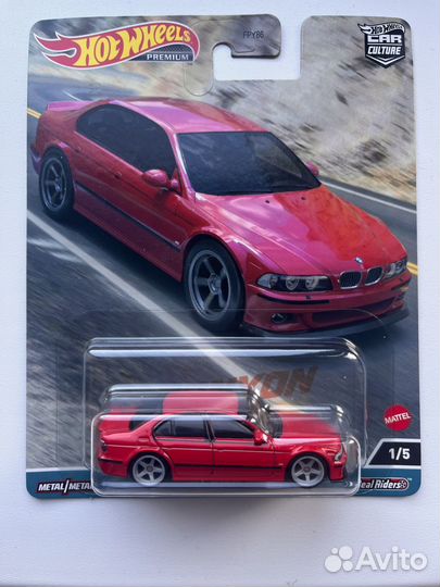 Hot Wheels Premium BMW M5 '01
