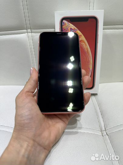 iPhone Xr, 64 ГБ