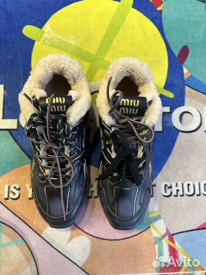 Зимние кроссовки Miu Miu x New Balance