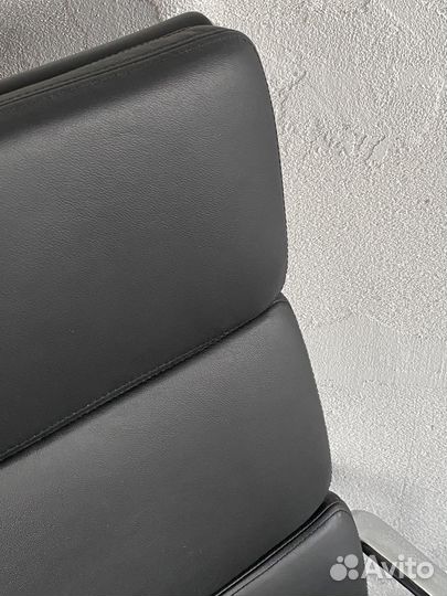 Кресло Eames HB Soft Pad Executive Chair EA 219
