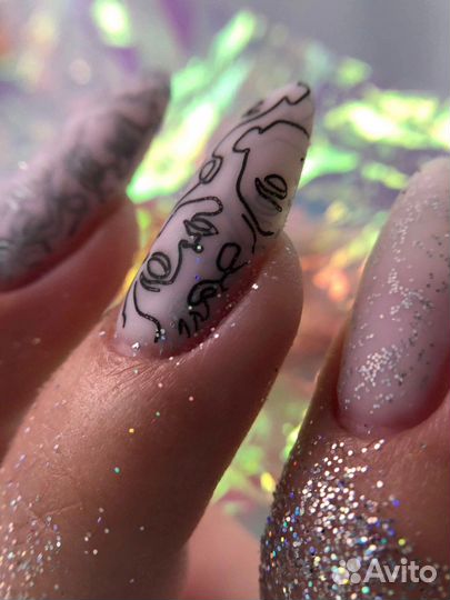 Комбинированный маникюр