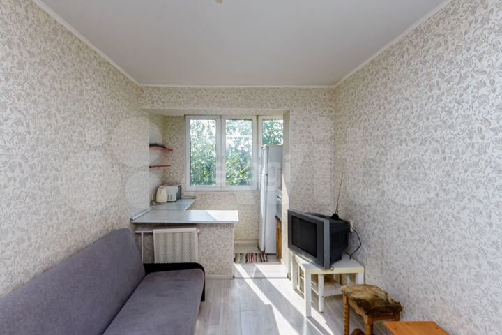 1-к. квартира, 12,9 м², 8/8 эт.