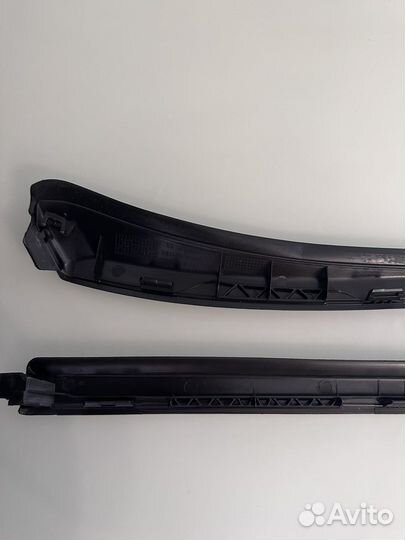 Направляющие лобового стекла Peugeot 308