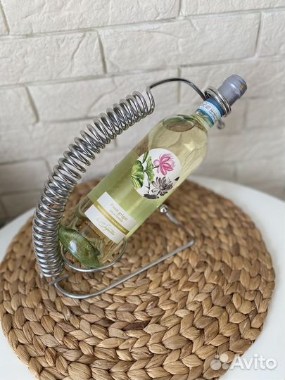 Подставка для винных бутылок