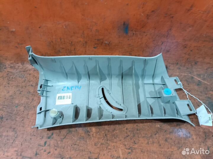 Обшивка салона Toyota Wish ZNE14G (Заднее Правое Верхнее)