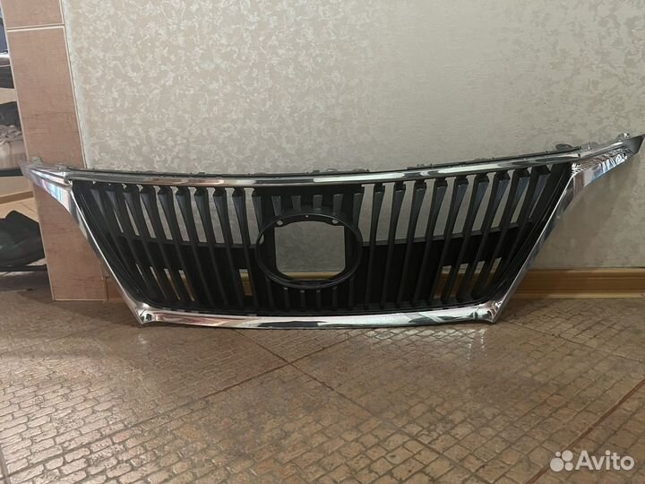 Решетка радиатора lexus rx 350