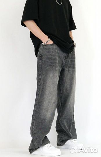 Джинсы широкие, черно-серые, новые в упаковке