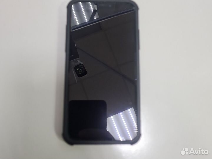 iPhone X, 256 ГБ