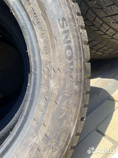 Triangle Snowlink TWT02 235/60 R18