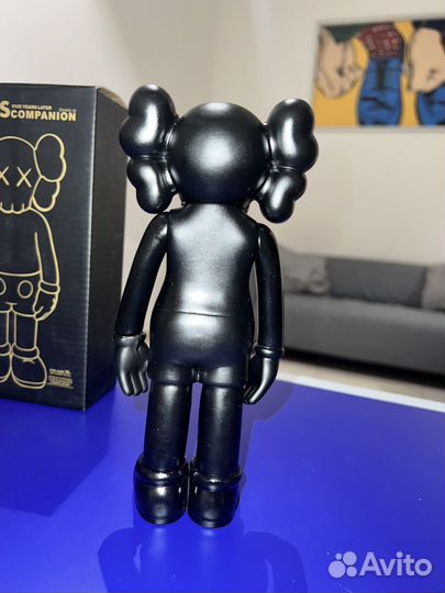 Коллеционная фигурка Kaws