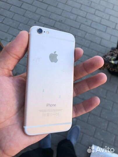 Телефон iPhone 6