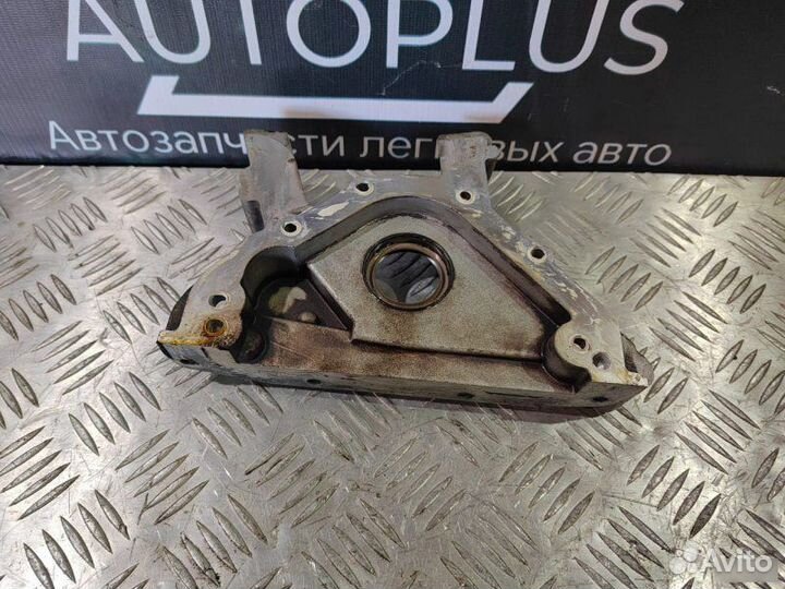 Крышка двигателя передняя Volkswagen Passat B5 1.6