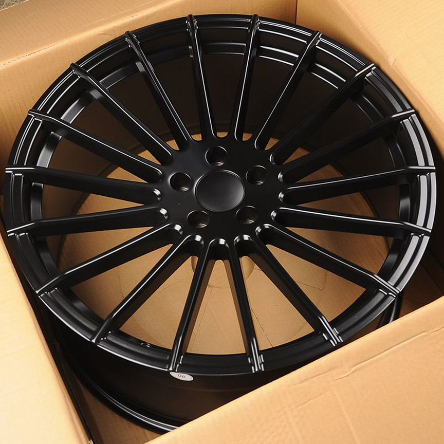 Диски на BMW X5 (G), BMW X6 (G), BMW X7 (G) KoKo Kuture 0124 11.5x21/5x112 D66.6 ET37 Black Matt лит