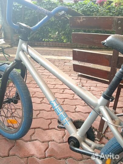 Детский велосипед bmw