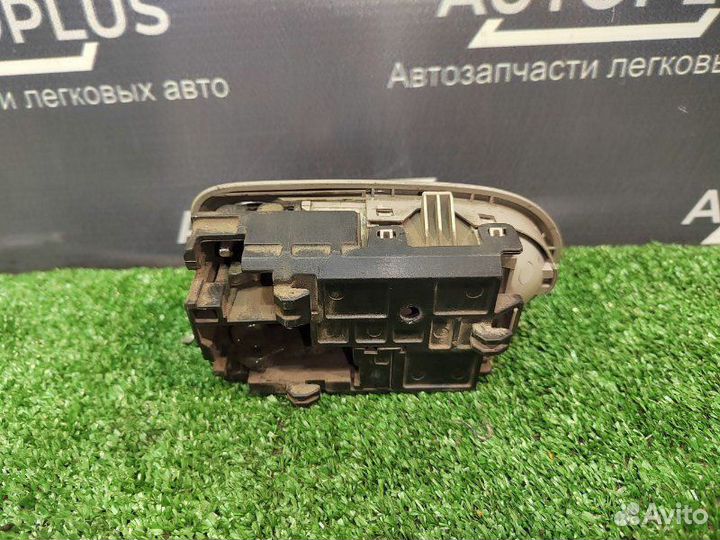 Ручка двери задняя правая Nissan Maxima A33