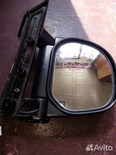 Mitsubishi Delica правое зеркало