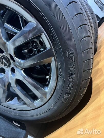 Yokohama BluEarth E51 225/60 R18