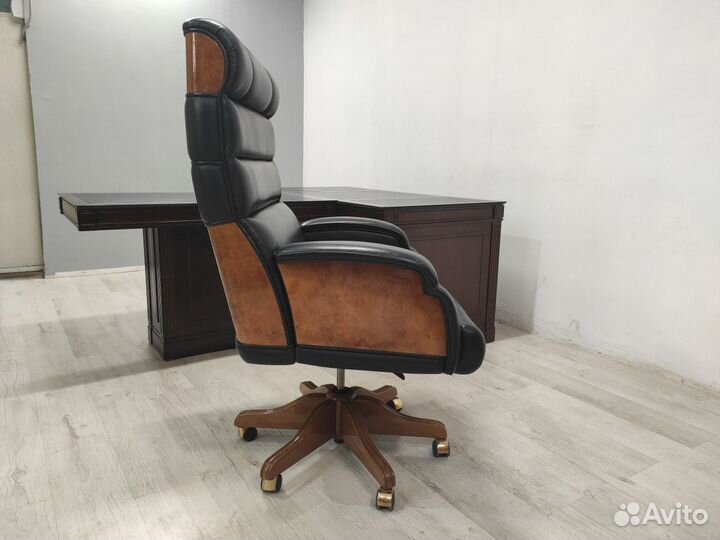 Кресло руководителя elledue Люкс б/у 12335