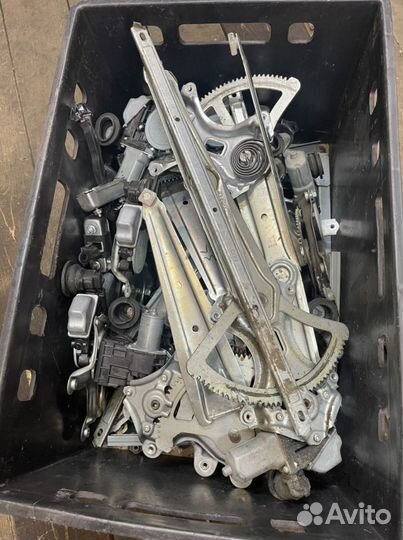 Стеклоподъемник электрический Toyota LC Prado 150