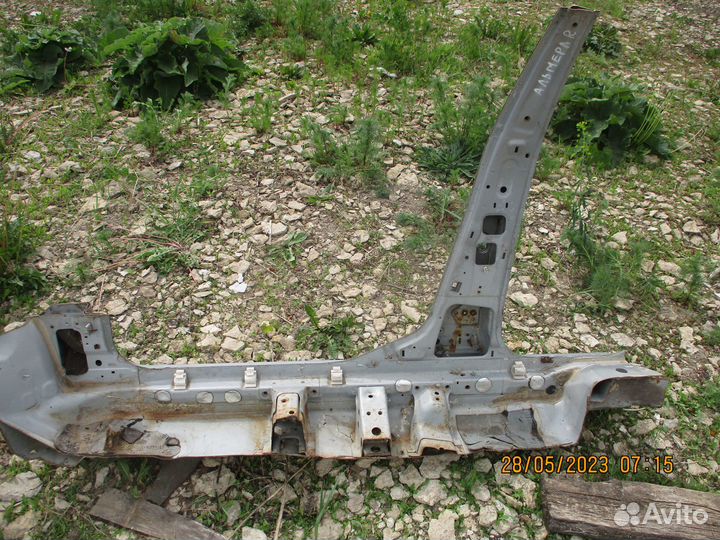 Порог правый(четверть) Ниссан Альмера N16