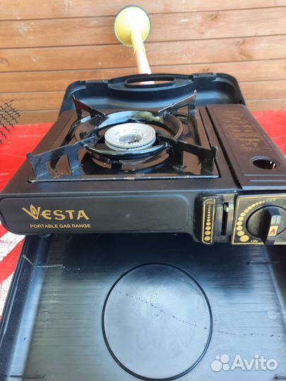 Газовая настольная плитка с балоньчиком в коробке