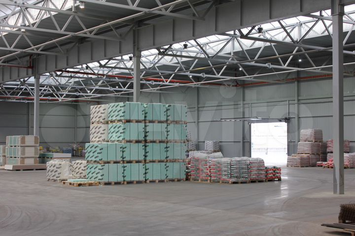 Склад, 2700 м²