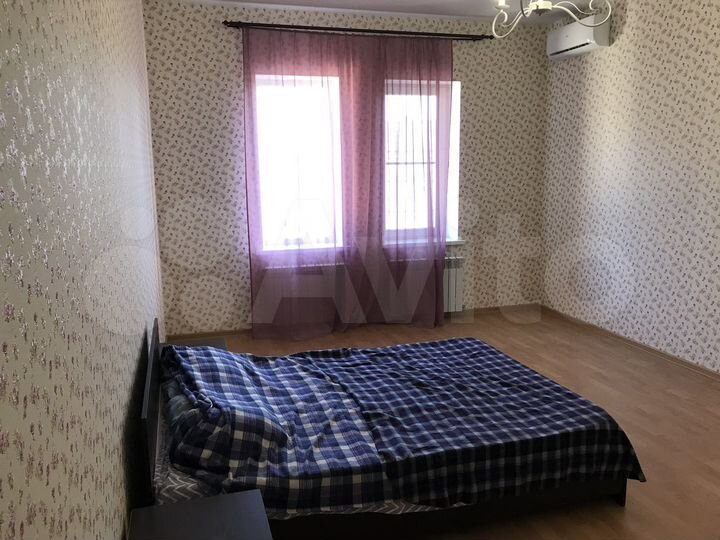 Комната 30 м² в 4-к., 2/2 эт.