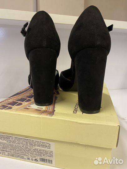 Туфли женские 39 размер
