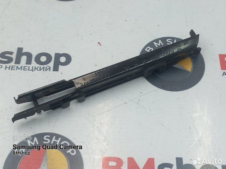 Кронштейн бампера (направляющая) передний правый