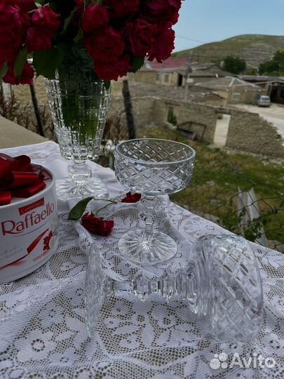 Хрустальные фужеры для шампанского, креманки