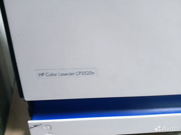 Принер HP Color LaserJet CP3525n