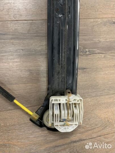 Стеклоподъемник передний правый Bmw X6M E71