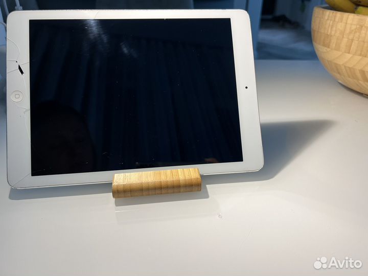 iPad air 64 gb (wifi + cellular)