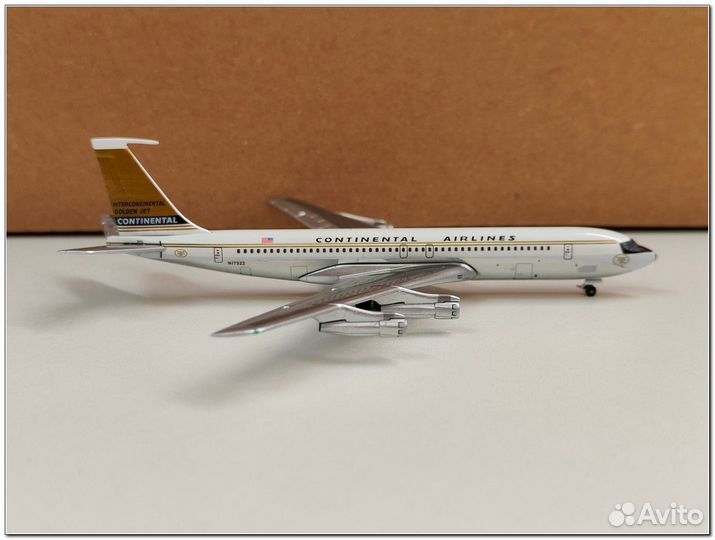 Самолёт Boeing B 707 Continental1/400 Aeroclassics