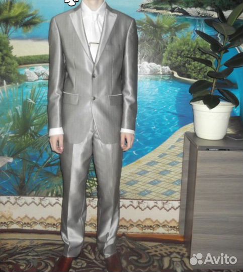 Костюм мужской