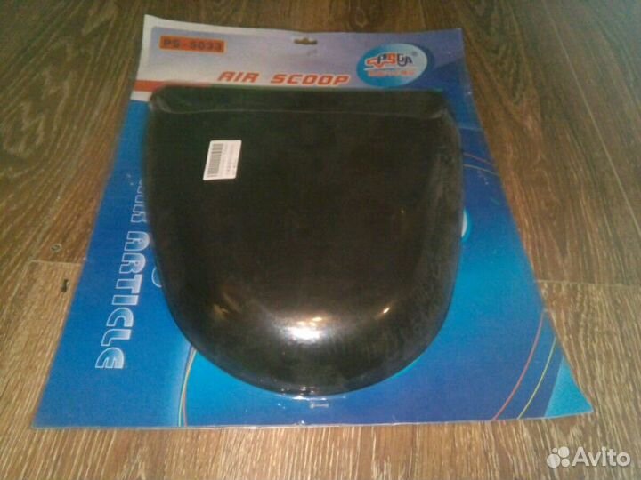 Воздуха заборник на капот