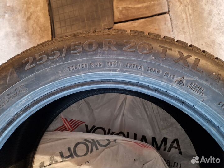 Continental IceContact 2 SUV 255/50 R20 T