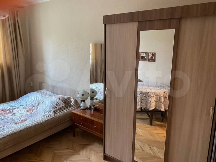 Комната 14 м² в 4-к., 1/12 эт.